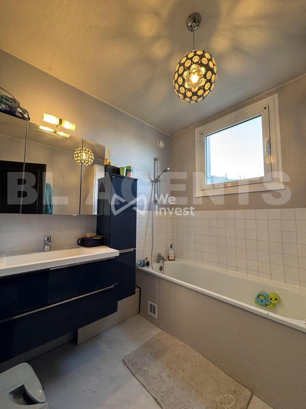 Appartement - 74 m² - 3 pièces