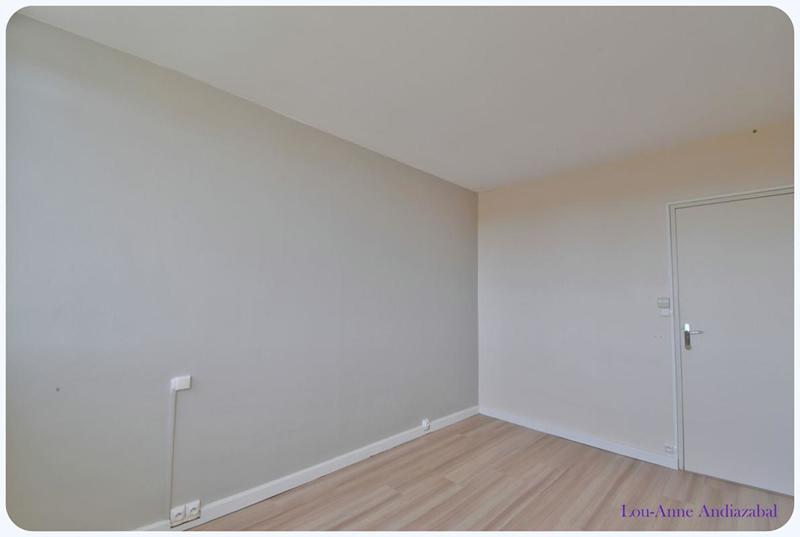 Appartement - 89 m² - 5 pièces