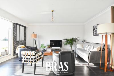 Appartement - 100 m² - 4 pièces