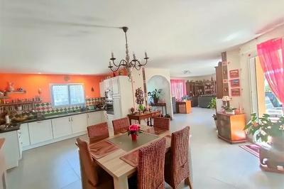 Maison - 132 m² - 5 pièces