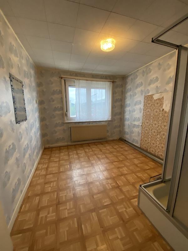 Maison traditionnelle - 94 m² - 5 pièces