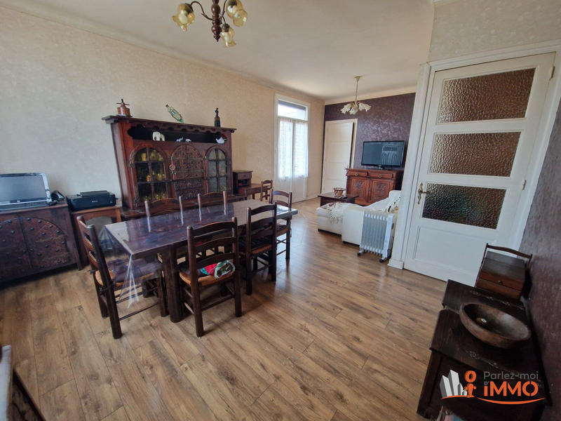 Maison - 152 m² - 7 pièces