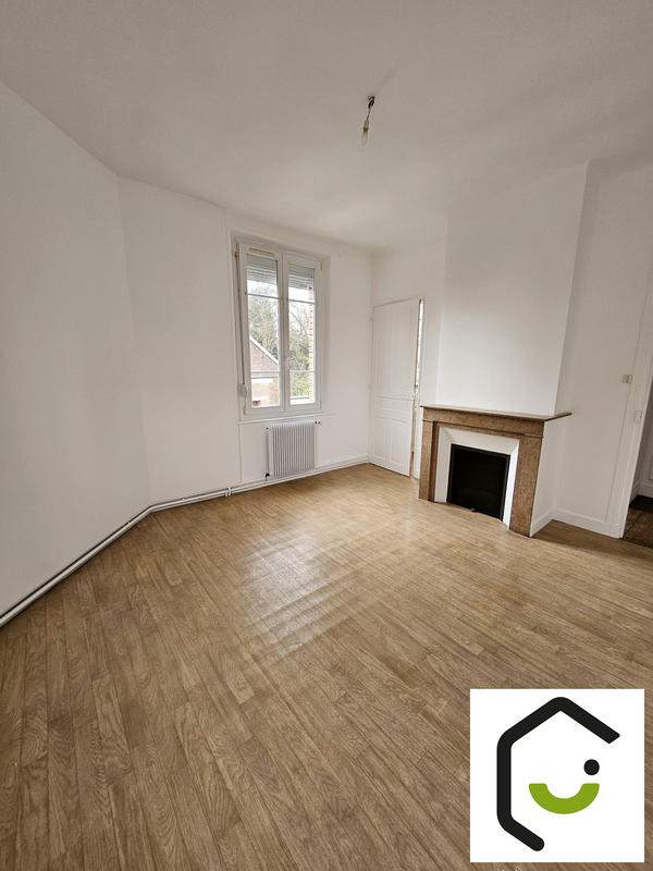 Maison - 82 m² - 5 pièces