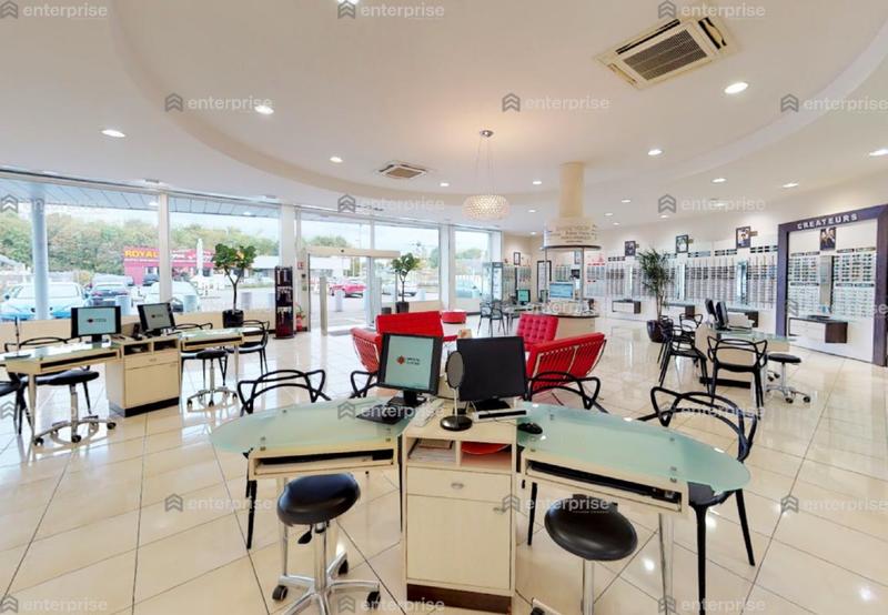 Local commercial - 450 m²