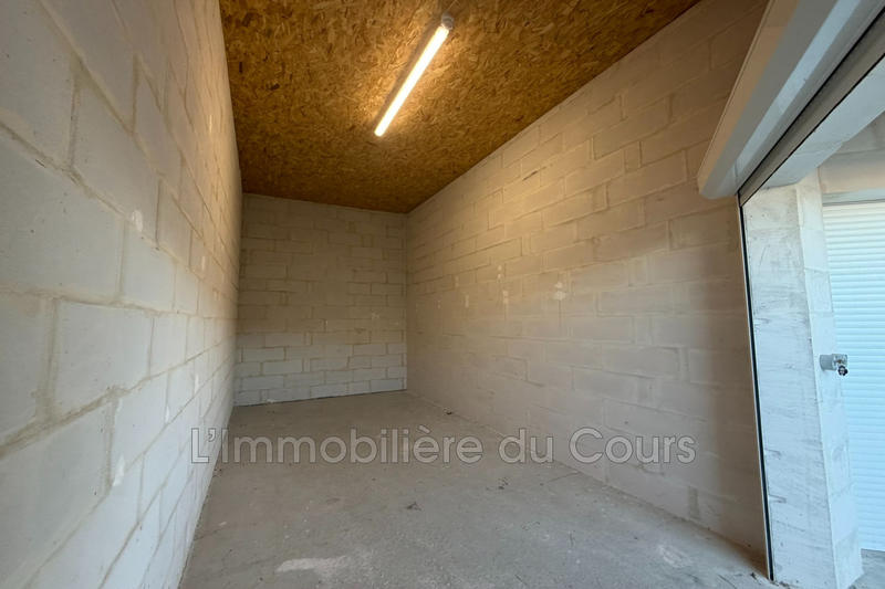 Parking / Garage - 18 m²