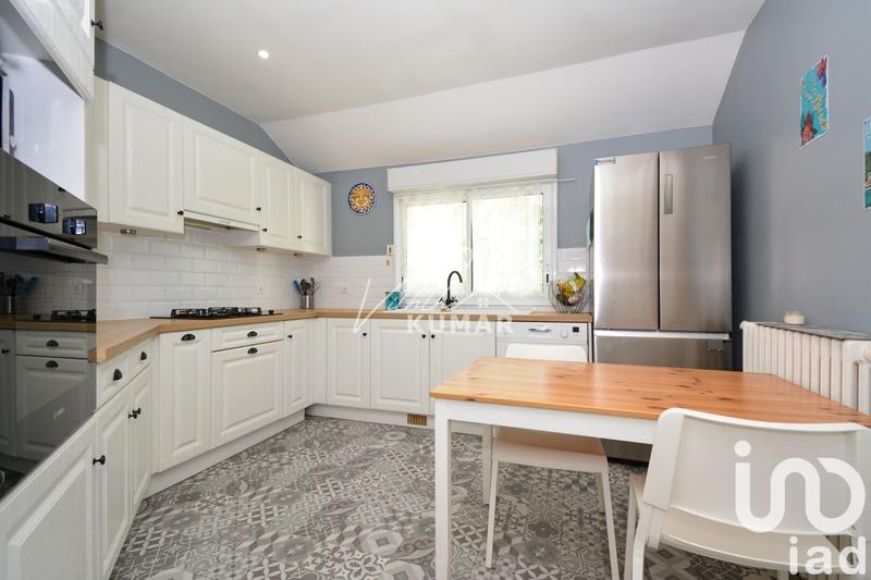 Maison - 144 m² - 5 pièces