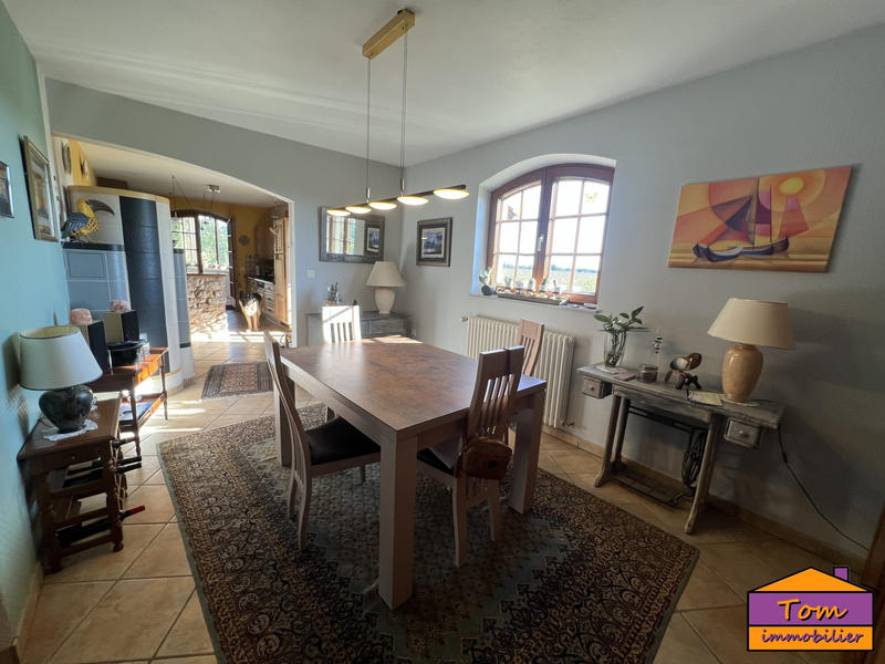 Maison - 200 m² - 6 pièces