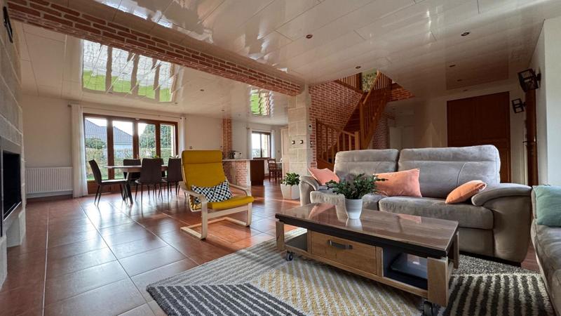 Maison - 203 m² - 6 pièces