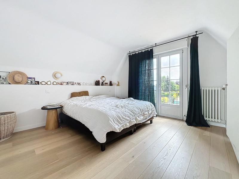 Maison - 186 m² - 6 pièces