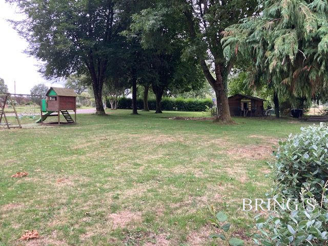 Maison - 167 m² - 6 pièces