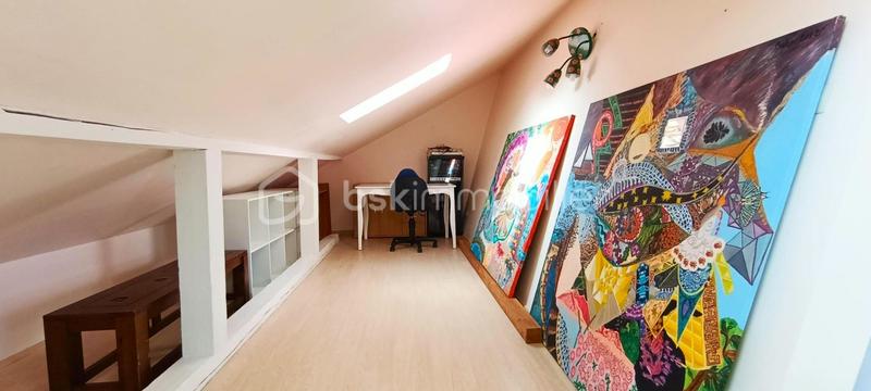 Maison - 84 m² - 6 pièces