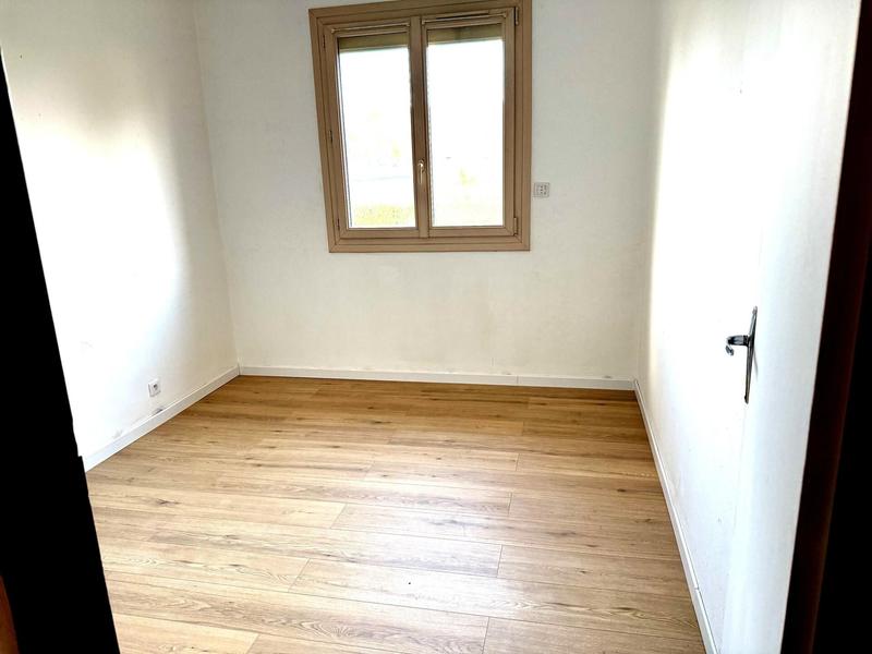 Maison - 85 m² - 5 pièces
