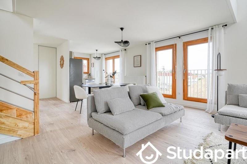 Chambre - 9 m² - 1 pièce