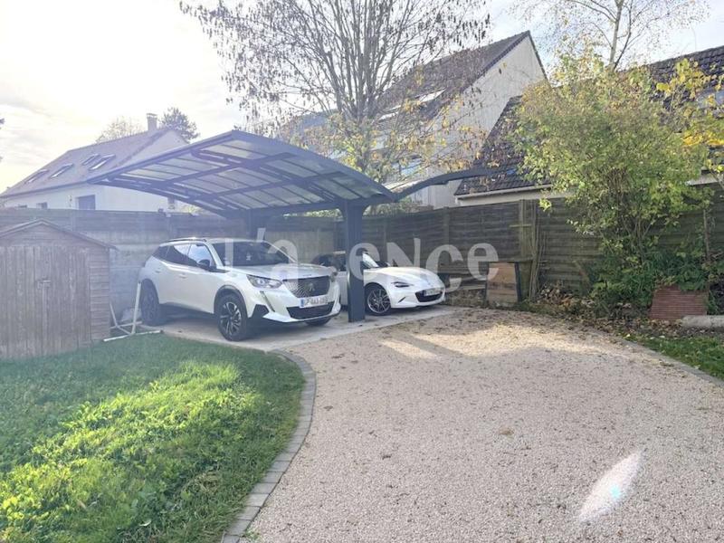 Maison - 110 m² - 6 pièces