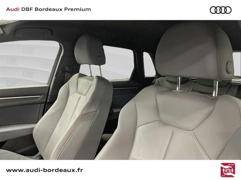 Audi Q3 45 TFSIe 245 ch s tronic 6 s line