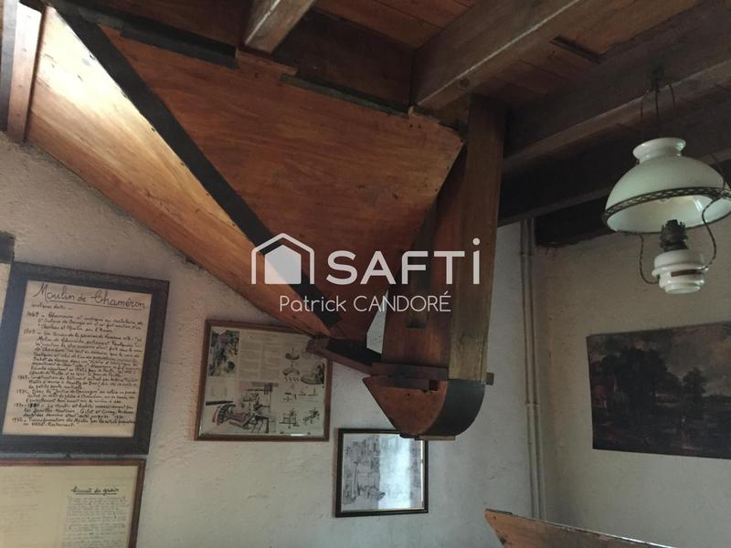 Local commercial - 760 m² - 22 pièces