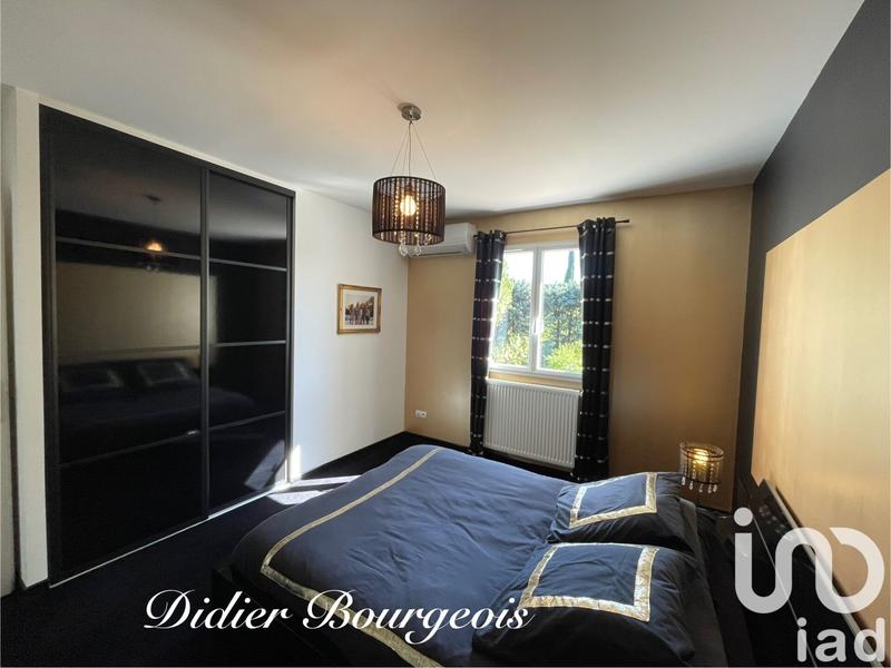 Maison - 185 m² - 8 pièces