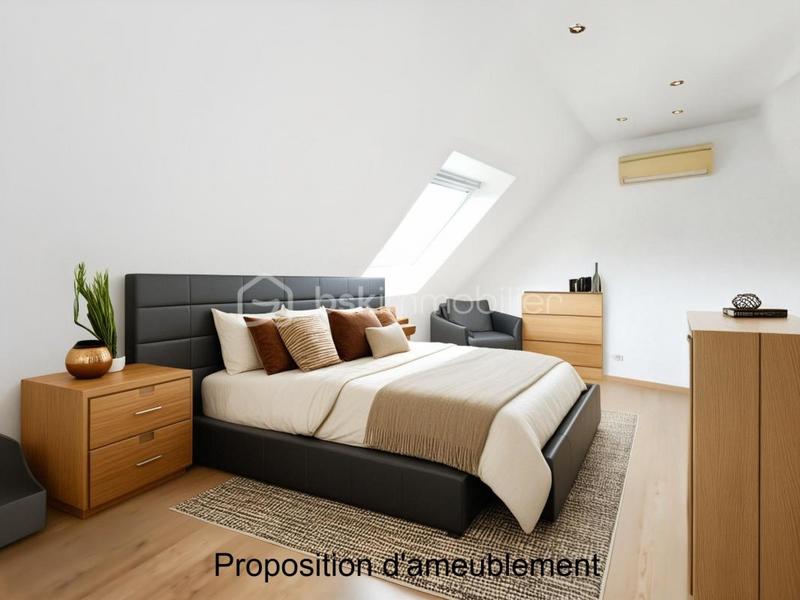 Maison - 105 m² - 5 pièces