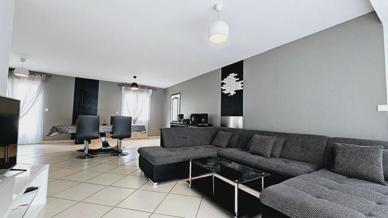 Maison - 152 m² - 5 pièces