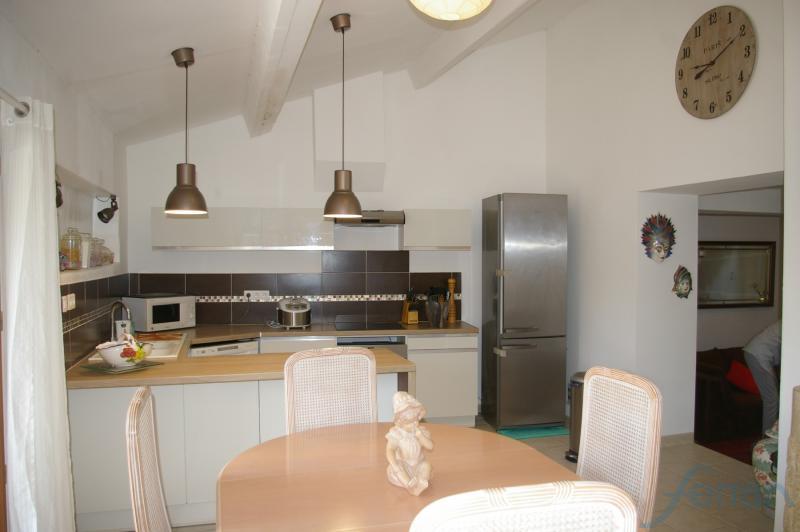 Appartement - 77 m² - 3 pièces