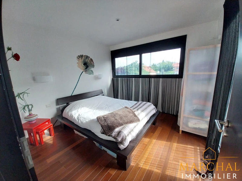 Villa - 206 m² - 6 pièces