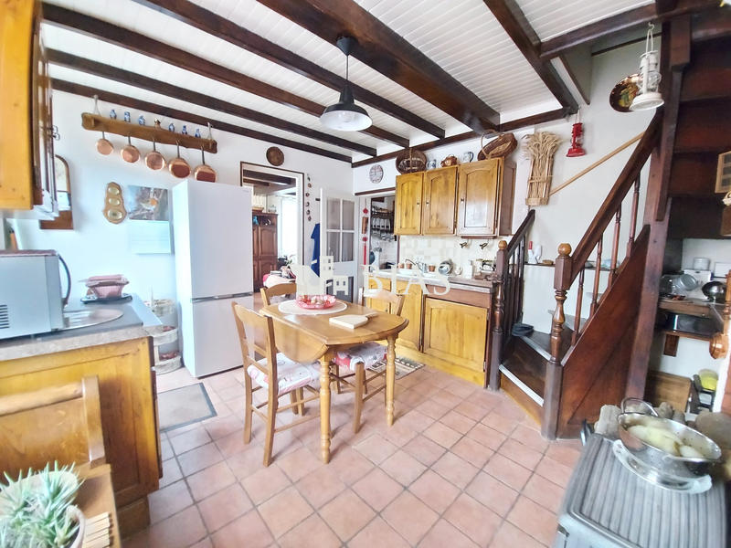 Maison - 80 m² - 5 pièces