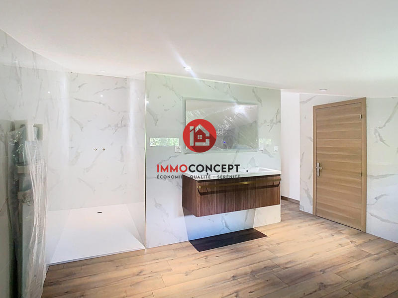 Mas - 254 m² - 5 pièces