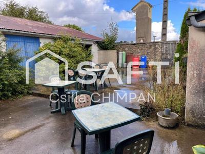 Local commercial - 255 m² - 8 pièces