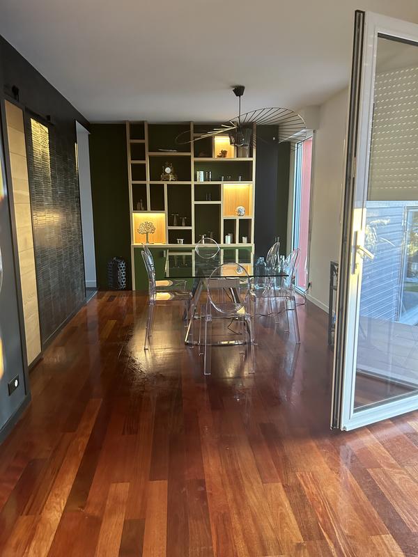 Maison - 189 m² - 6 pièces