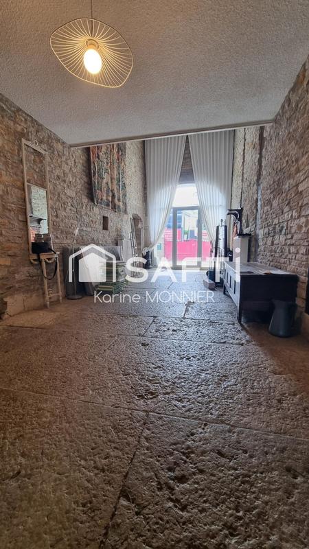 Maison - 418 m² - 10 pièces