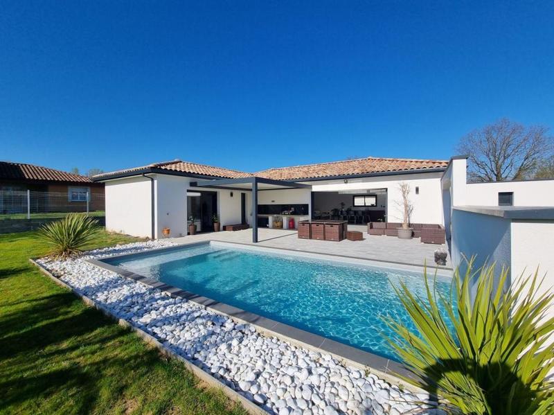 Maison - 132 m² - 4 pièces