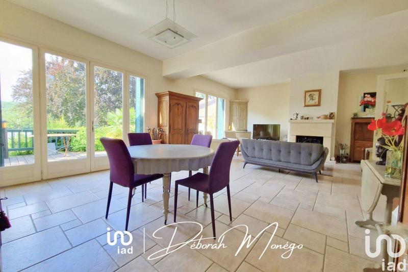 Maison - 141 m² - 6 pièces