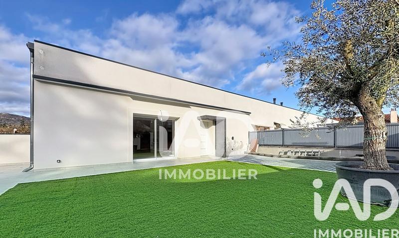 Maison - 92 m² - 4 pièces