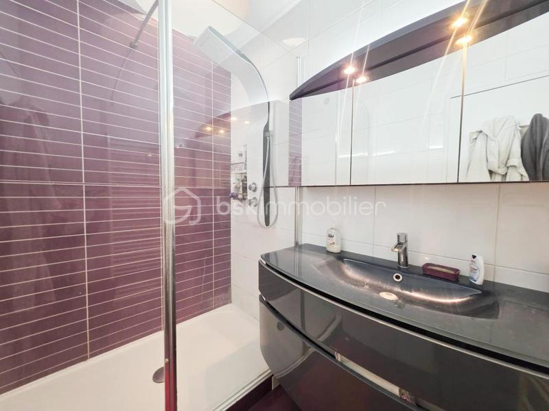 Maison - 85 m² - 5 pièces