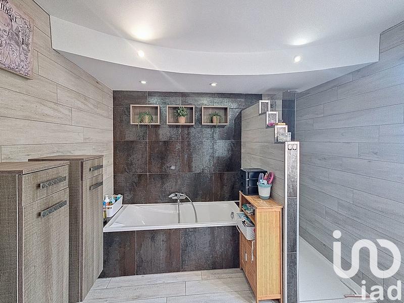 Maison - 131 m² - 5 pièces