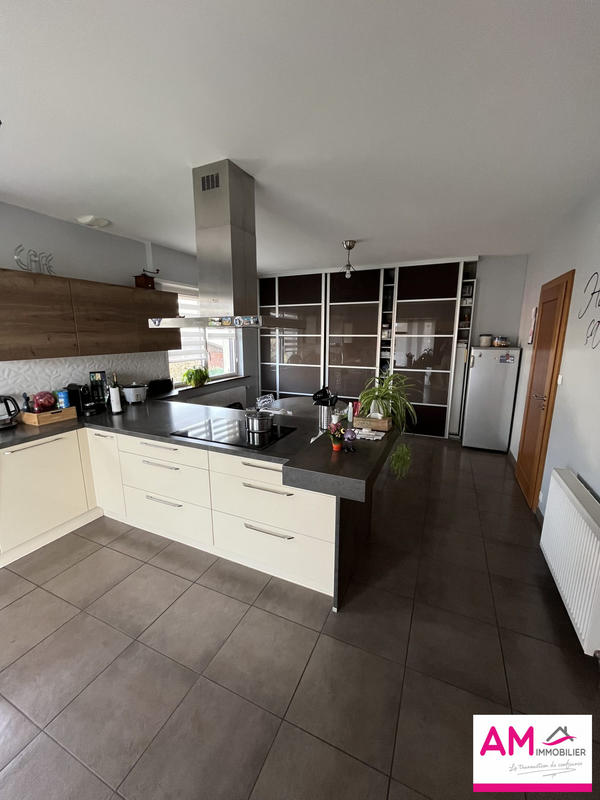 Maison - 130 m² - 4 pièces