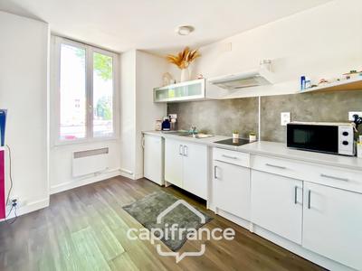 Immeuble - 72 m² - 3 pièces