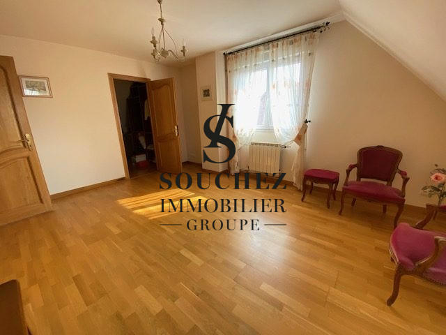 Maison - 163 m² - 8 pièces