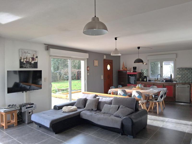 Maison contemporaine - 141 m² - 6 pièces