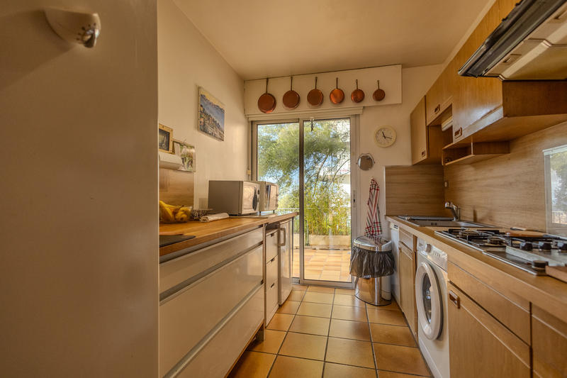 Maison - 250 m² - 5 pièces