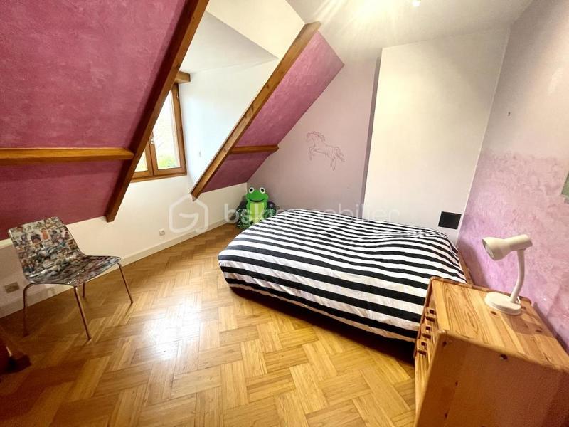 Pavillon - 120 m² - 6 pièces