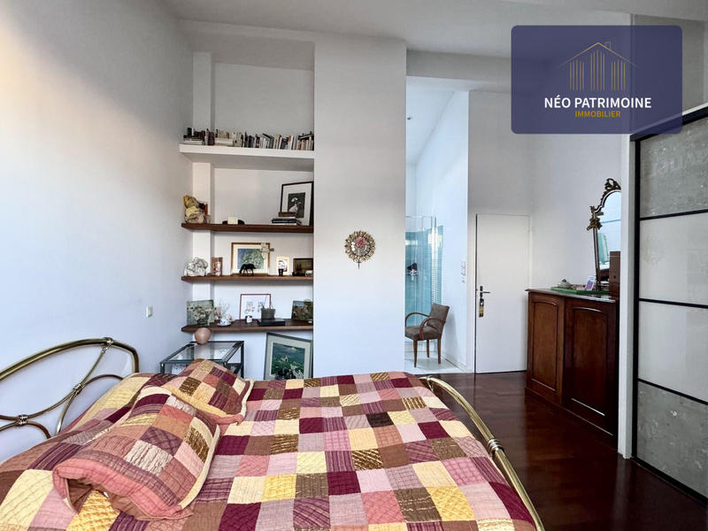 Appartement - 111 m² - 4 pièces