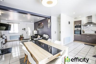 Maison - 112 m² - 6 pièces