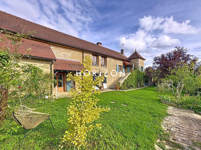 Maison ancienne - 200 m² - 7 pièces