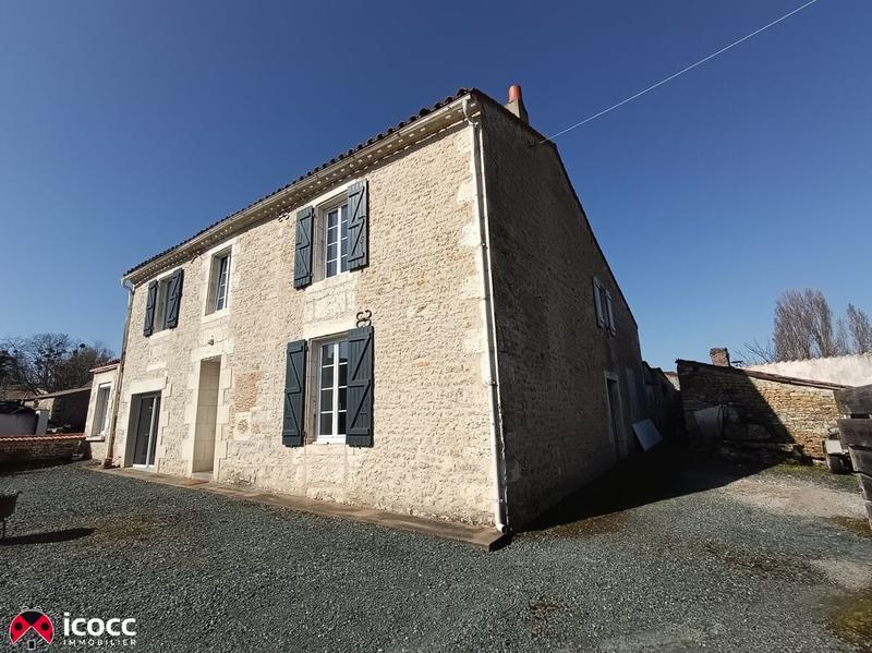 Maison en pierre - 135 m² - 5 pièces