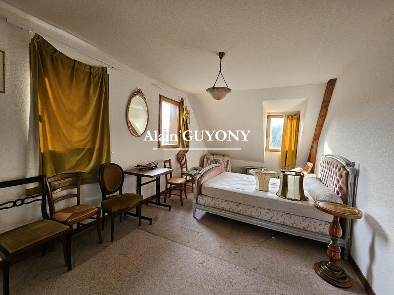 Maison traditionnelle - 150 m² - 5 pièces