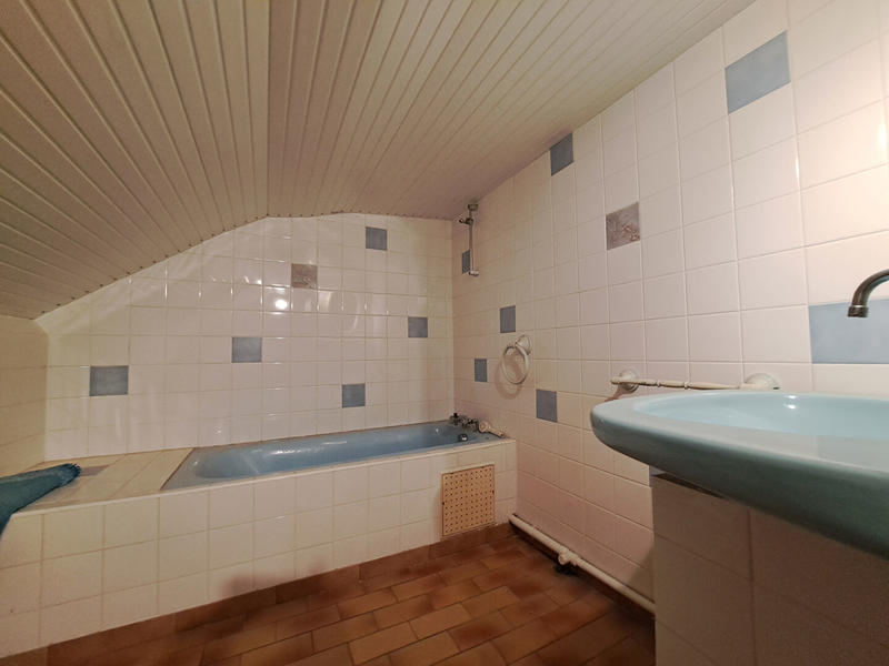 Maison - 192 m² - 6 pièces