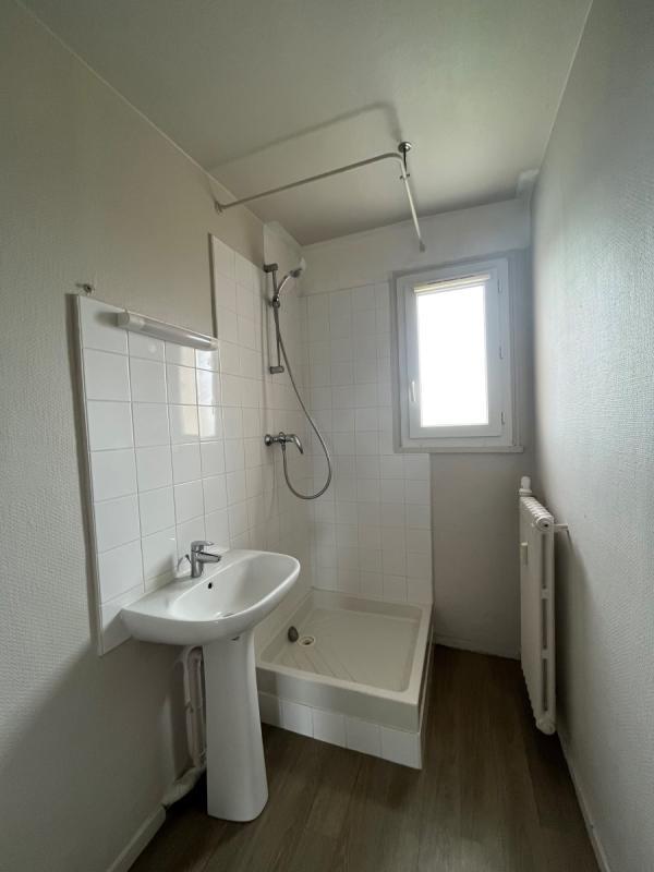 Appartement - 65 m² - 4 pièces