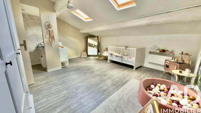 Maison - 140 m² - 3 pièces