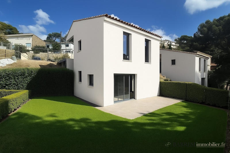 Maison - 90 m² - 4 pièces